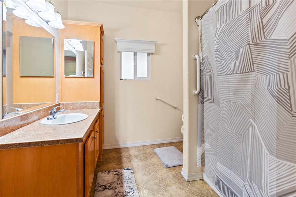 16444 Bolsa Chica Street 14