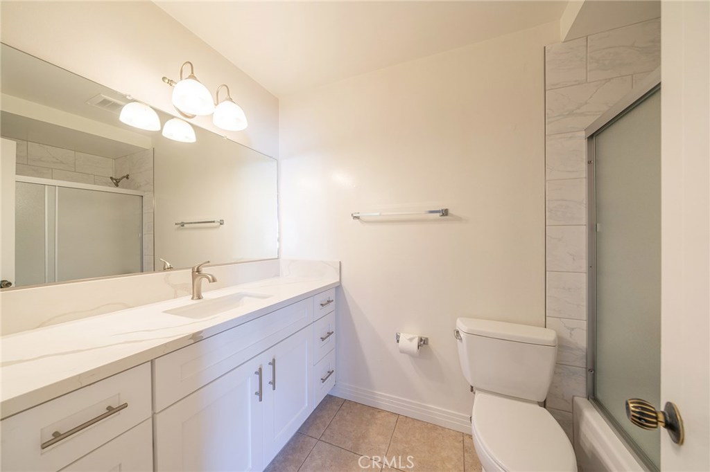 17082 GROVE Circle D