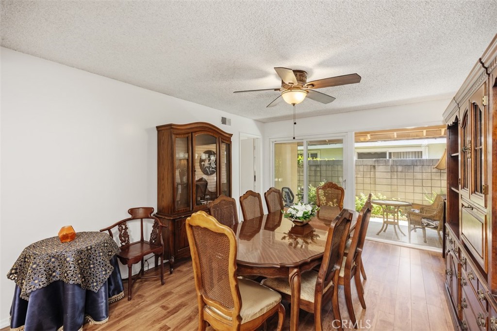 2823 N Flower Street