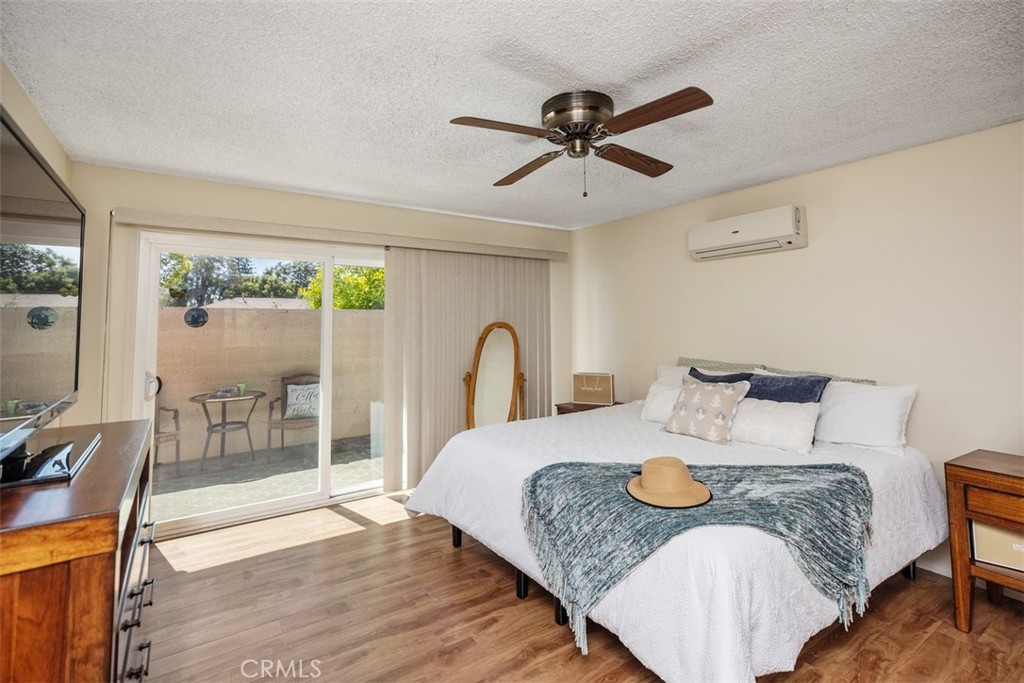 2823 N Flower Street