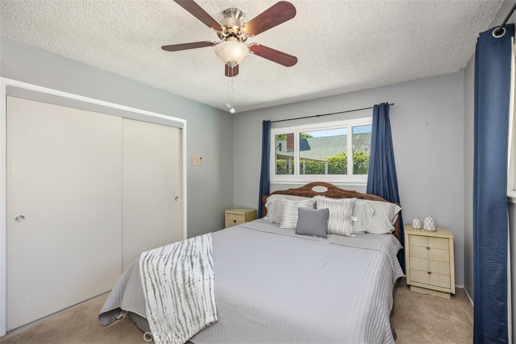 2823 N Flower Street