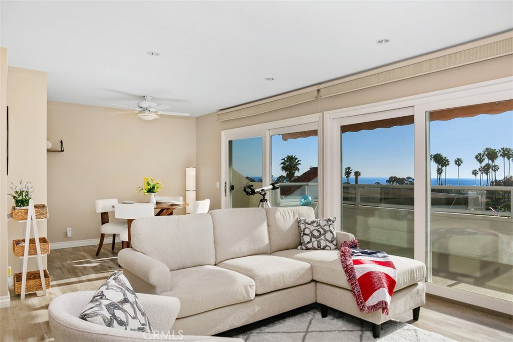 721 Calle Los Olivos