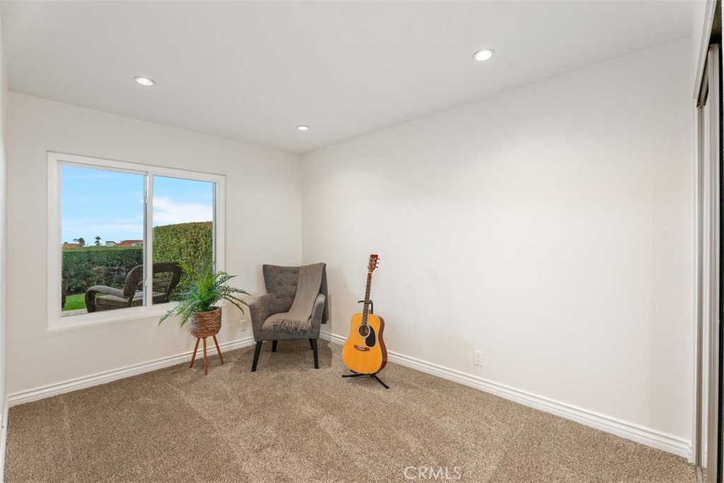 721 Calle Los Olivos