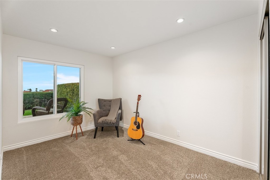 721 Calle Los Olivos