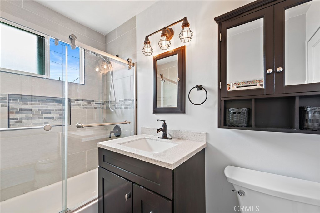 840 Highlander Avenue