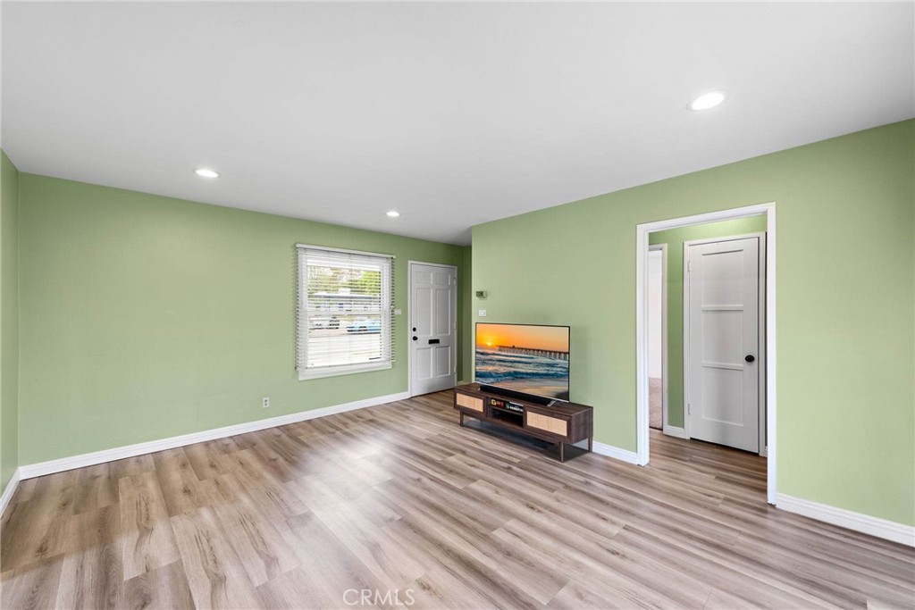 840 Highlander Avenue