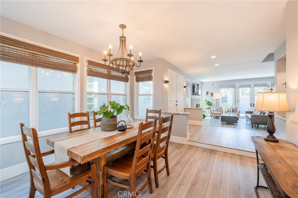 406 Goldenwest Street