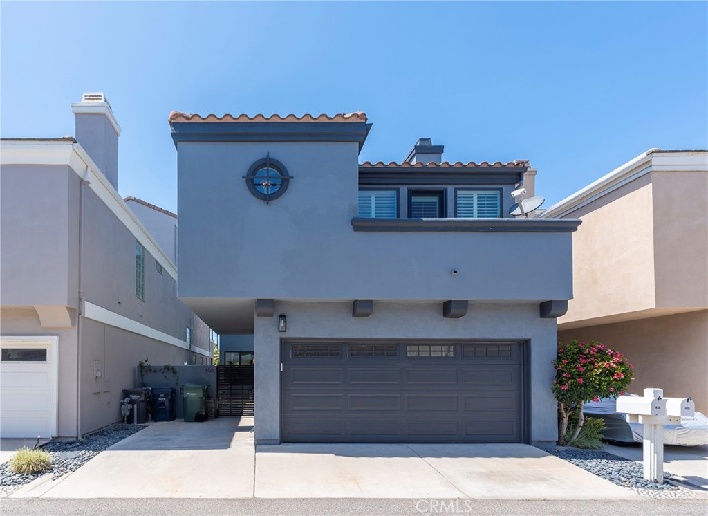 406 Goldenwest Street