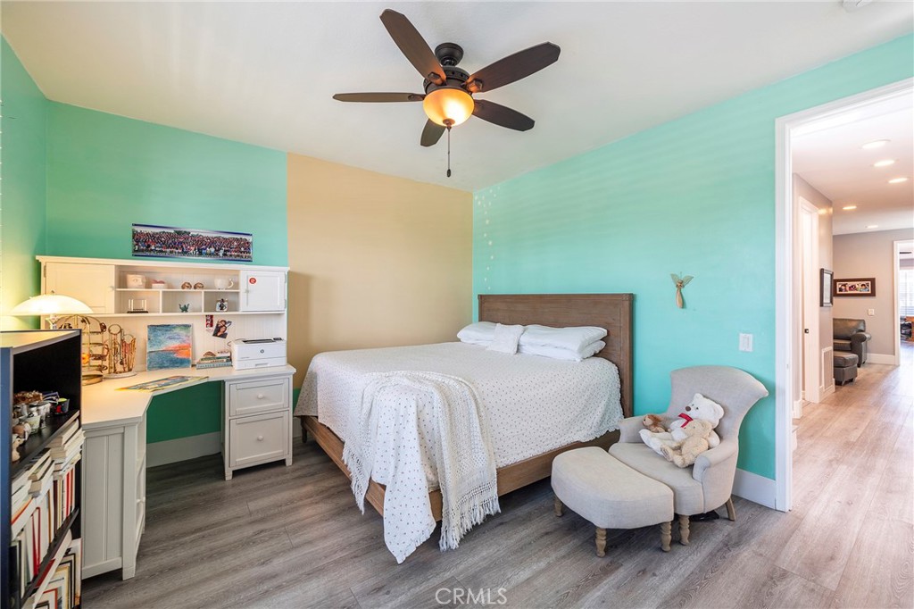 406 Goldenwest Street