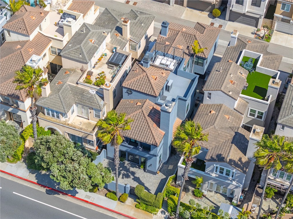 406 Goldenwest Street