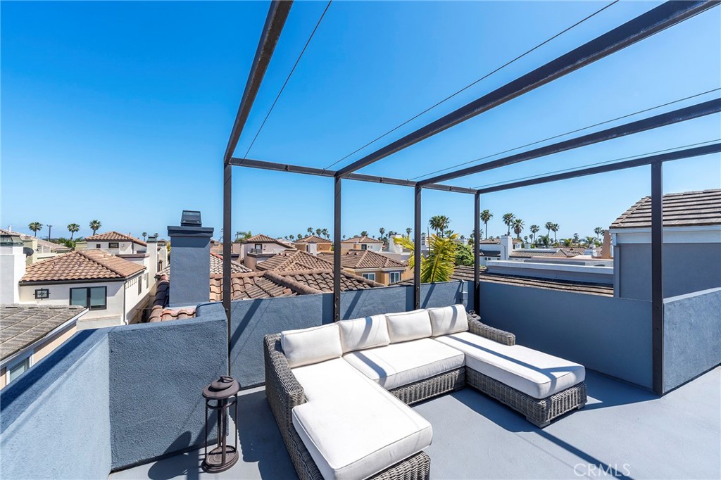 406 Goldenwest Street