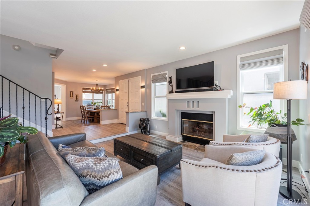 406 Goldenwest Street