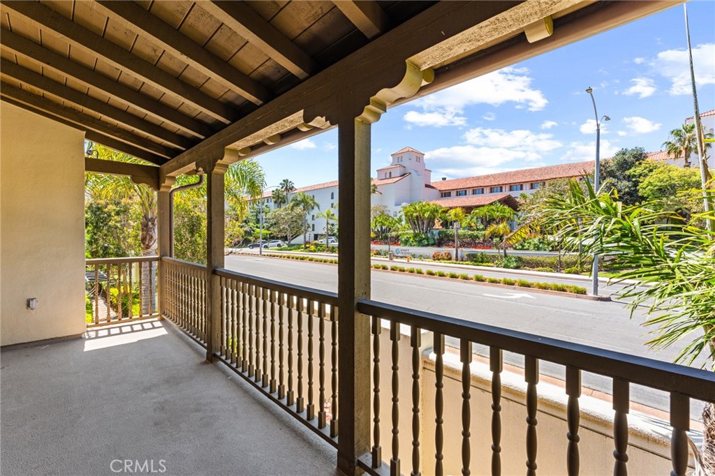 21398 Armilla Circle