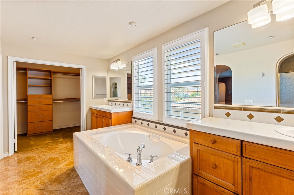 21398 Armilla Circle