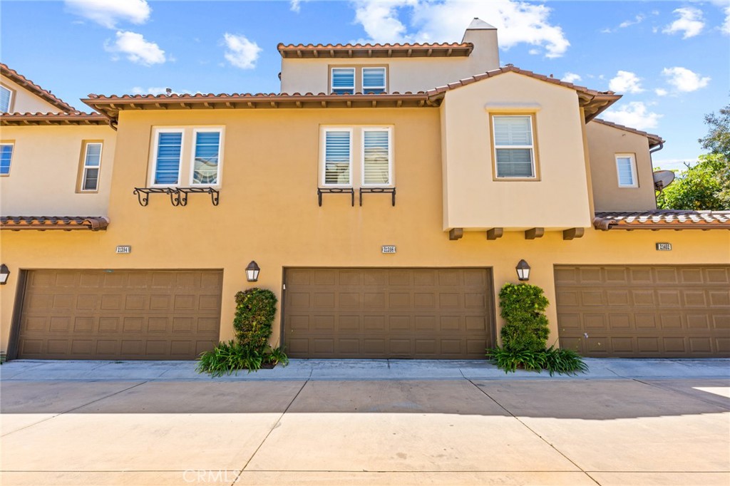 21398 Armilla Circle