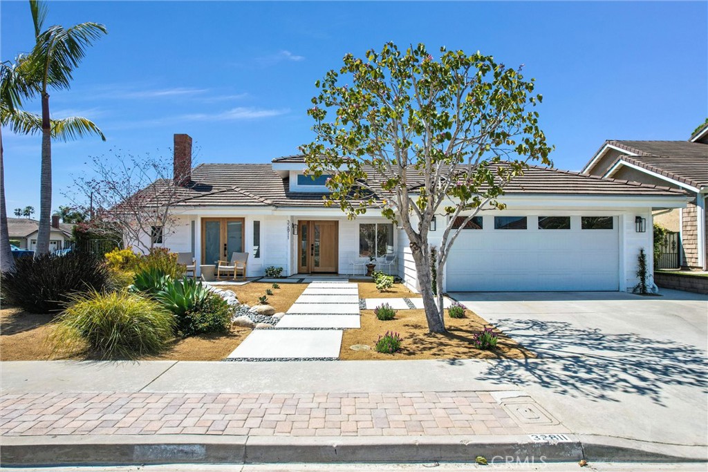 32811 Matthew Drive