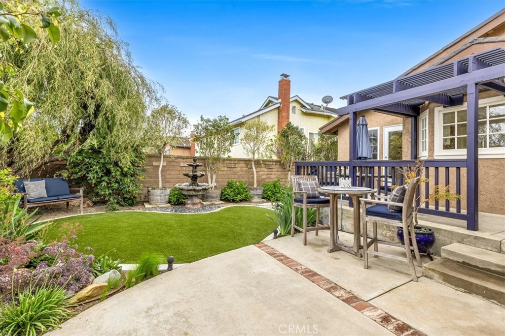 940 S Amherst Circle