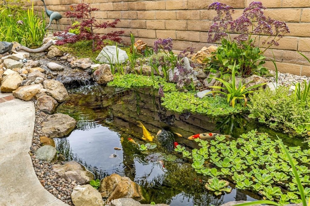 940 S Amherst Circle