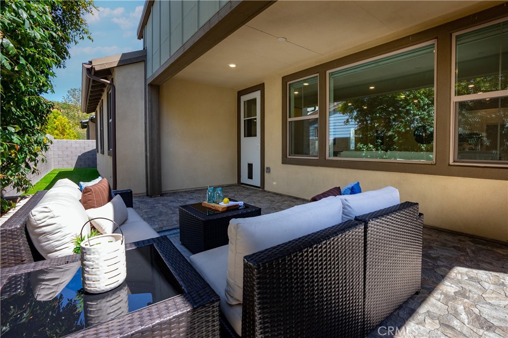 73 Ocaso Street