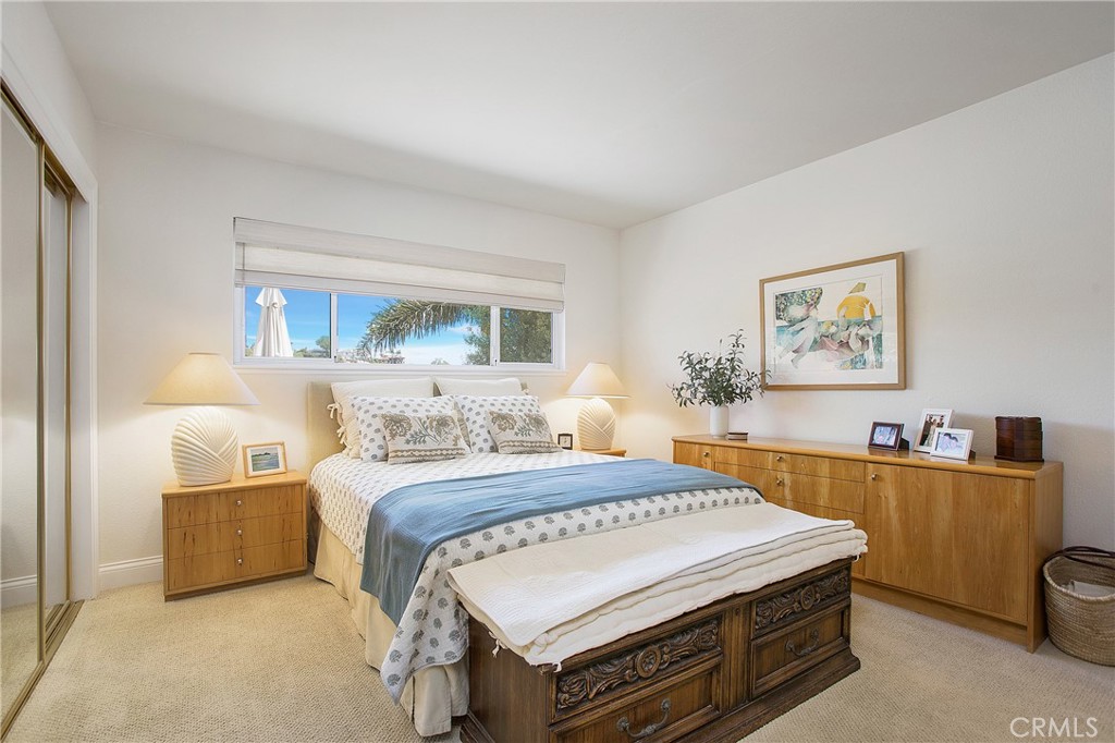 24222 Las Naranjas Drive