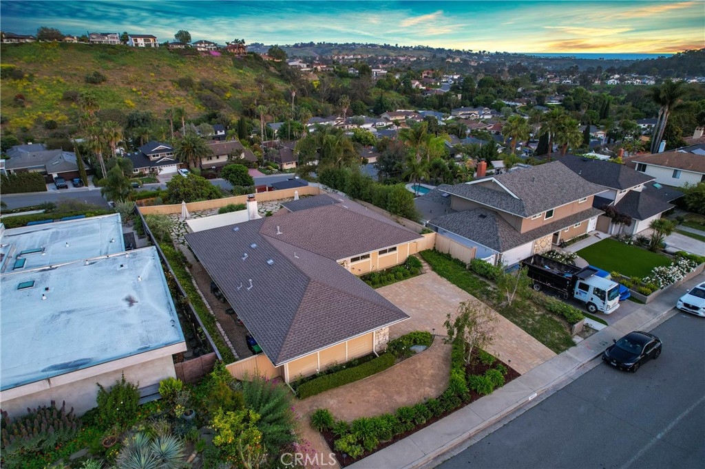 24222 Las Naranjas Drive