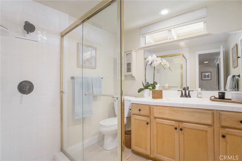 24222 Las Naranjas Drive