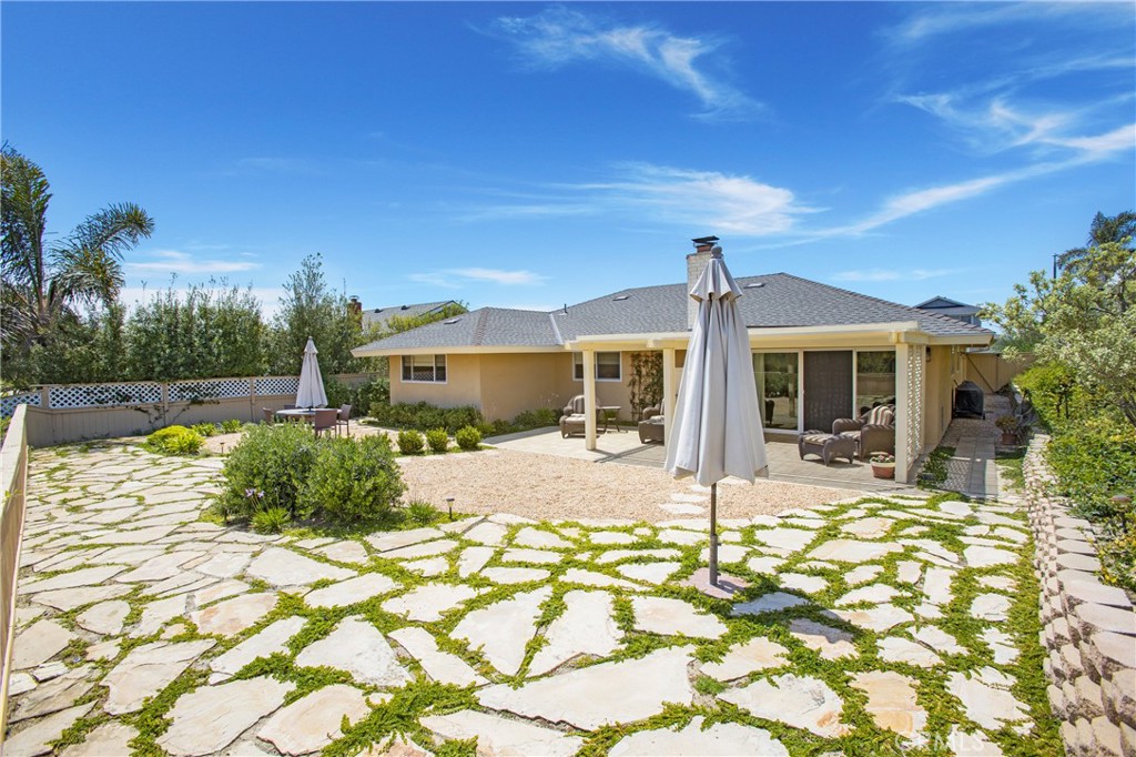 24222 Las Naranjas Drive