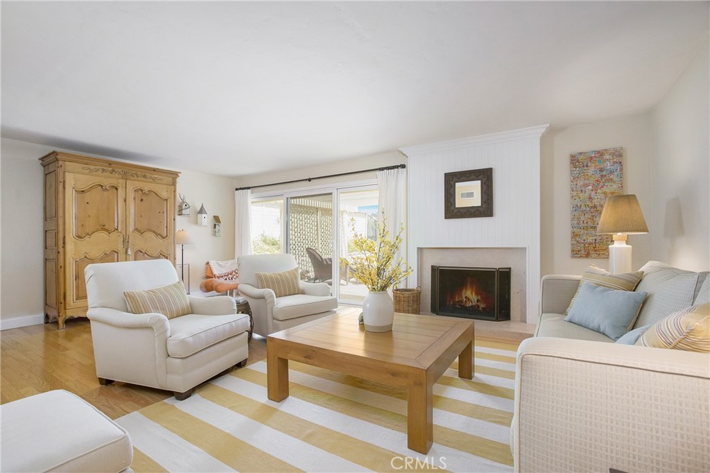 24222 Las Naranjas Drive