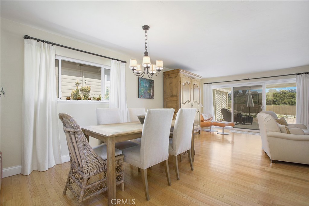 24222 Las Naranjas Drive