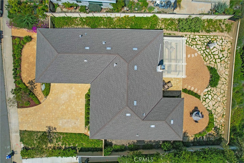 24222 Las Naranjas Drive