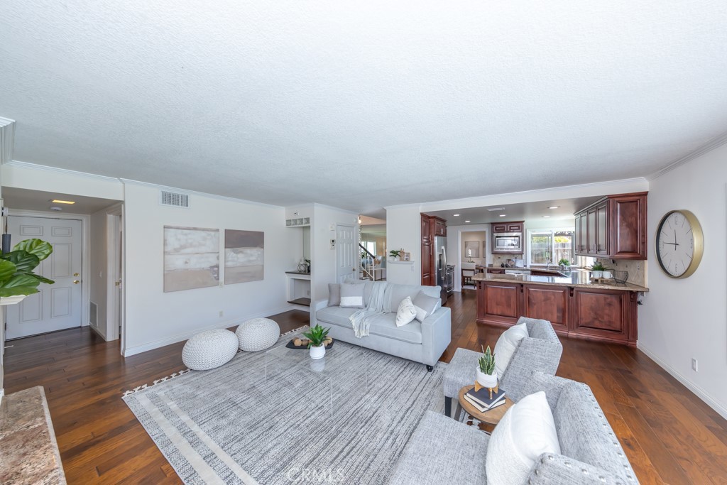 8352 Hurstwell Drive