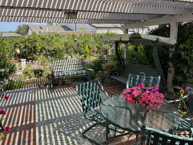 17642 Webster Avenue