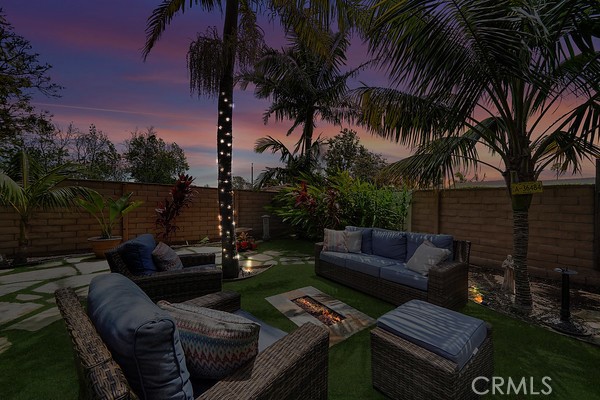 10738 Camino Real