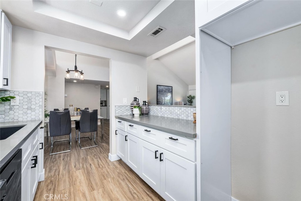 3401 E Wilton Street 302