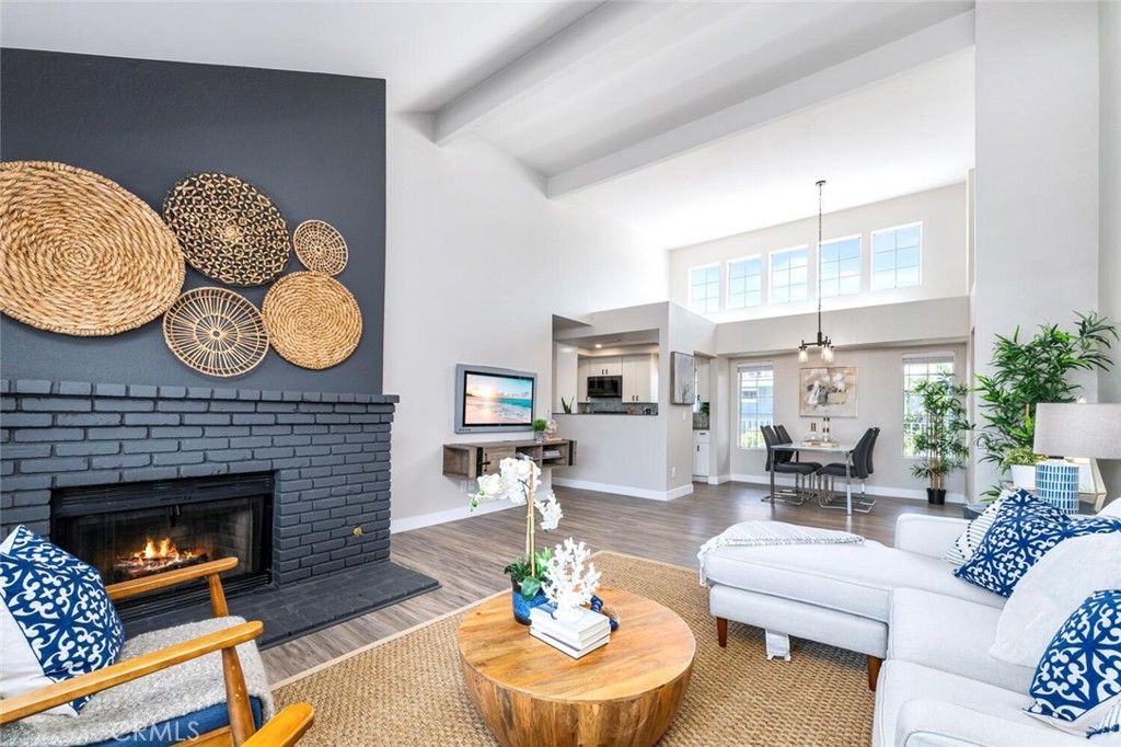 3401 E Wilton Street 302