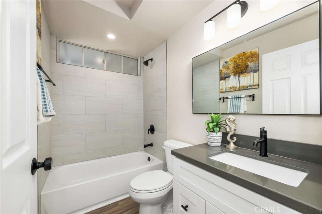 3401 E Wilton Street 302