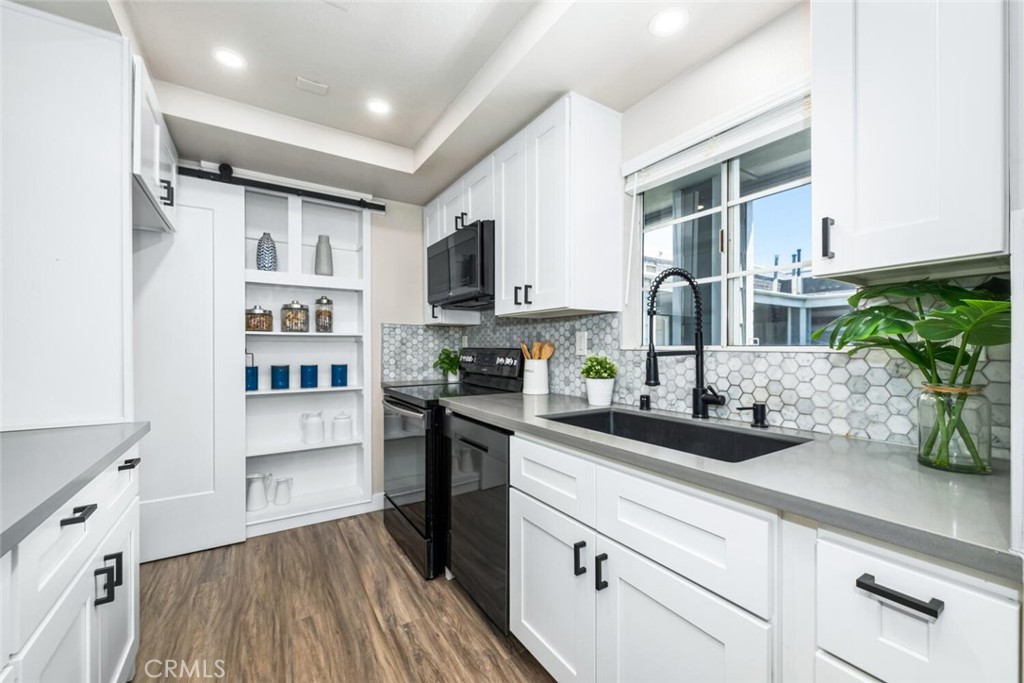 3401 E Wilton Street 302