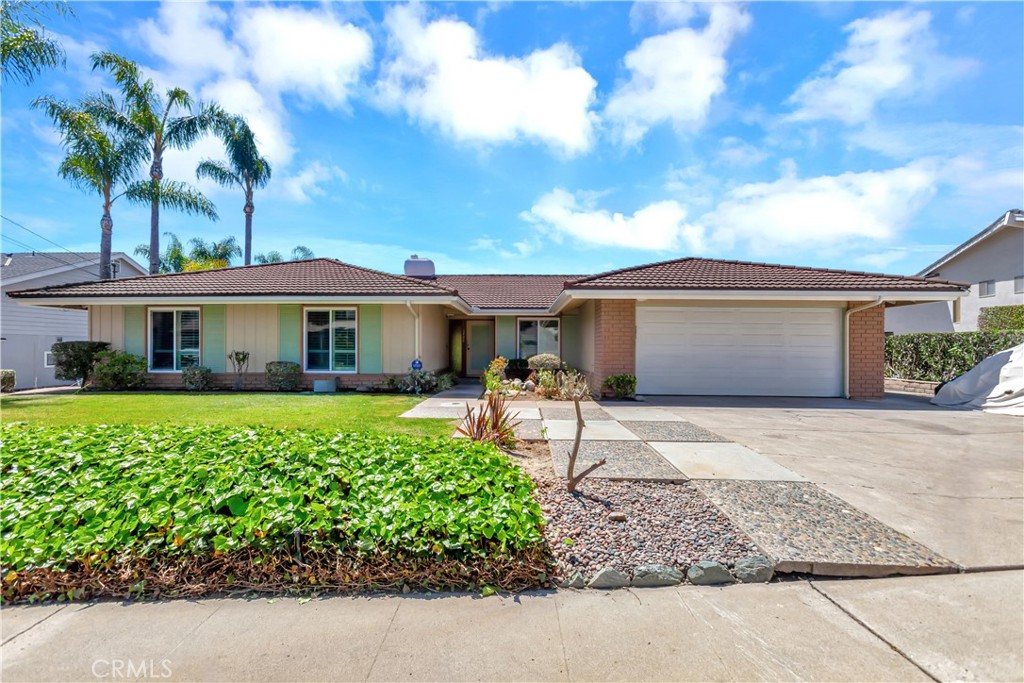 2400 Almira Avenue