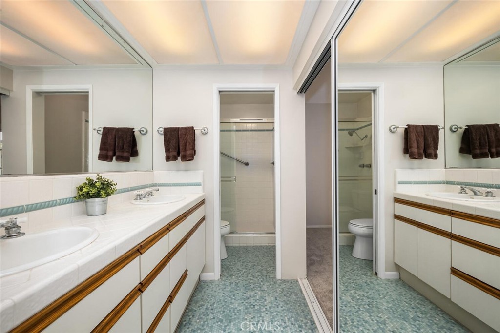 5125 Kingscross Road