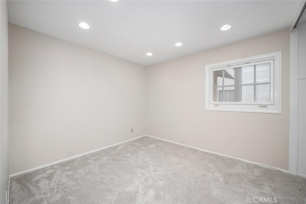 5125 Kingscross Road