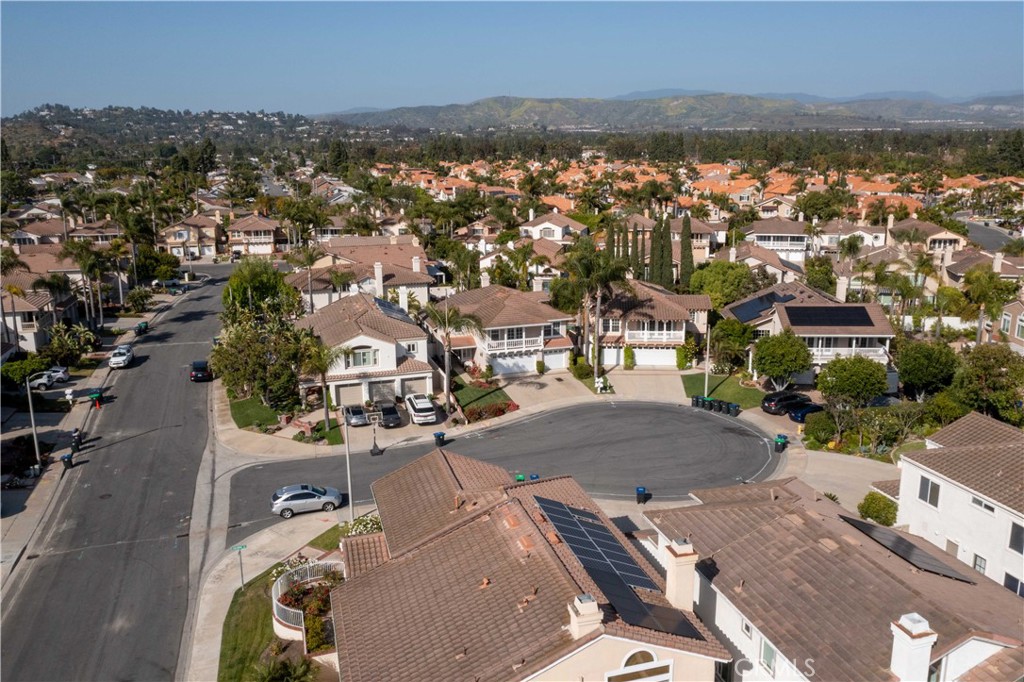 2101 Calavera Circle