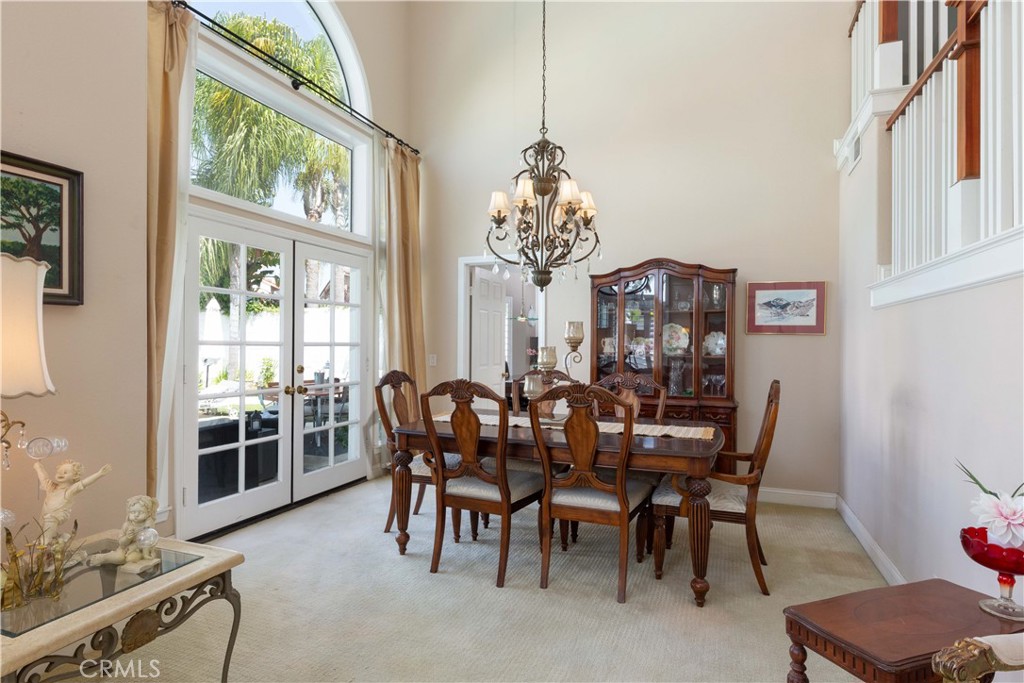 2101 Calavera Circle