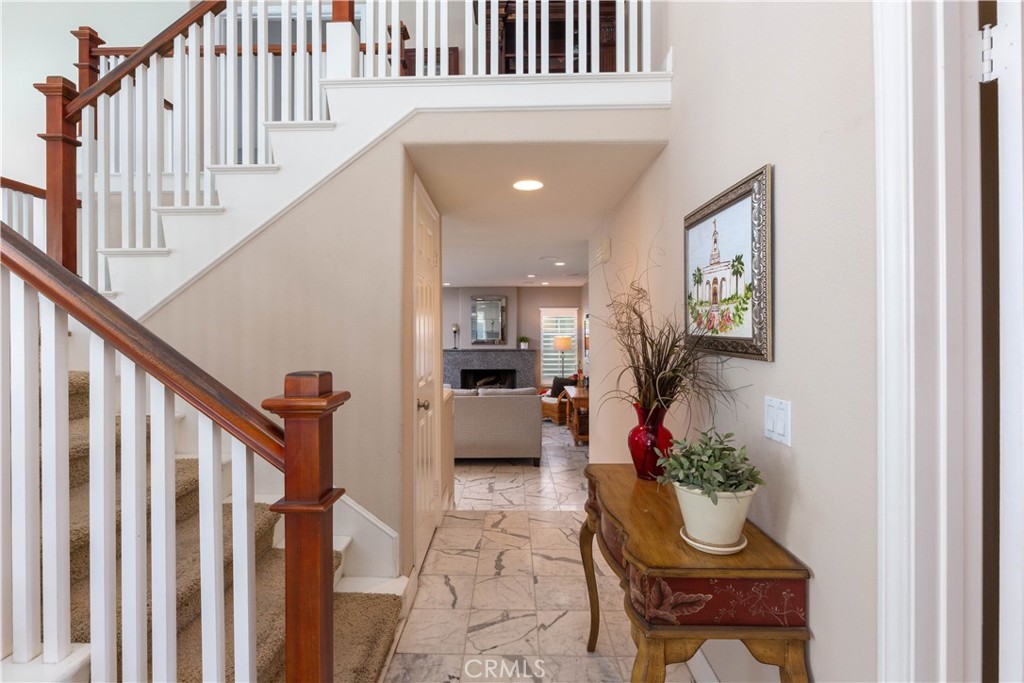 2101 Calavera Circle