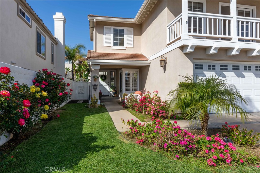 2101 Calavera Circle