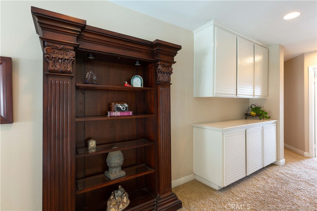 2101 Calavera Circle