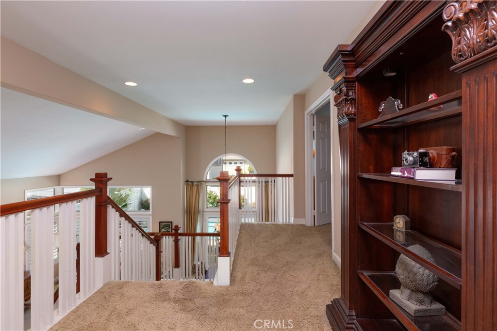 2101 Calavera Circle