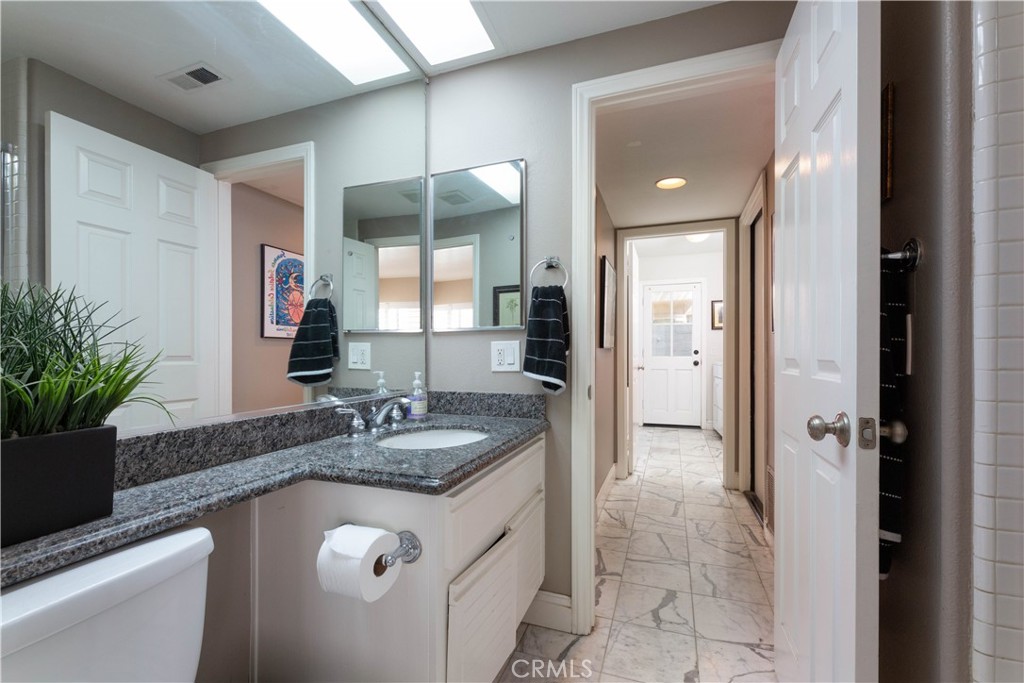 2101 Calavera Circle