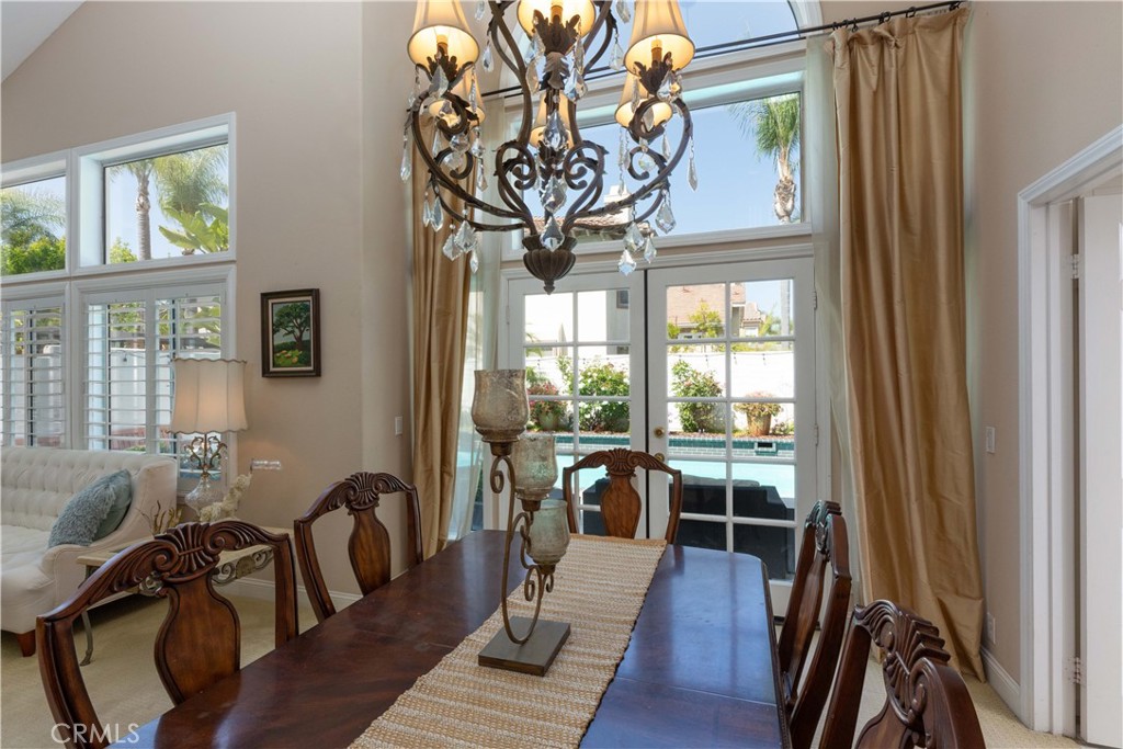 2101 Calavera Circle