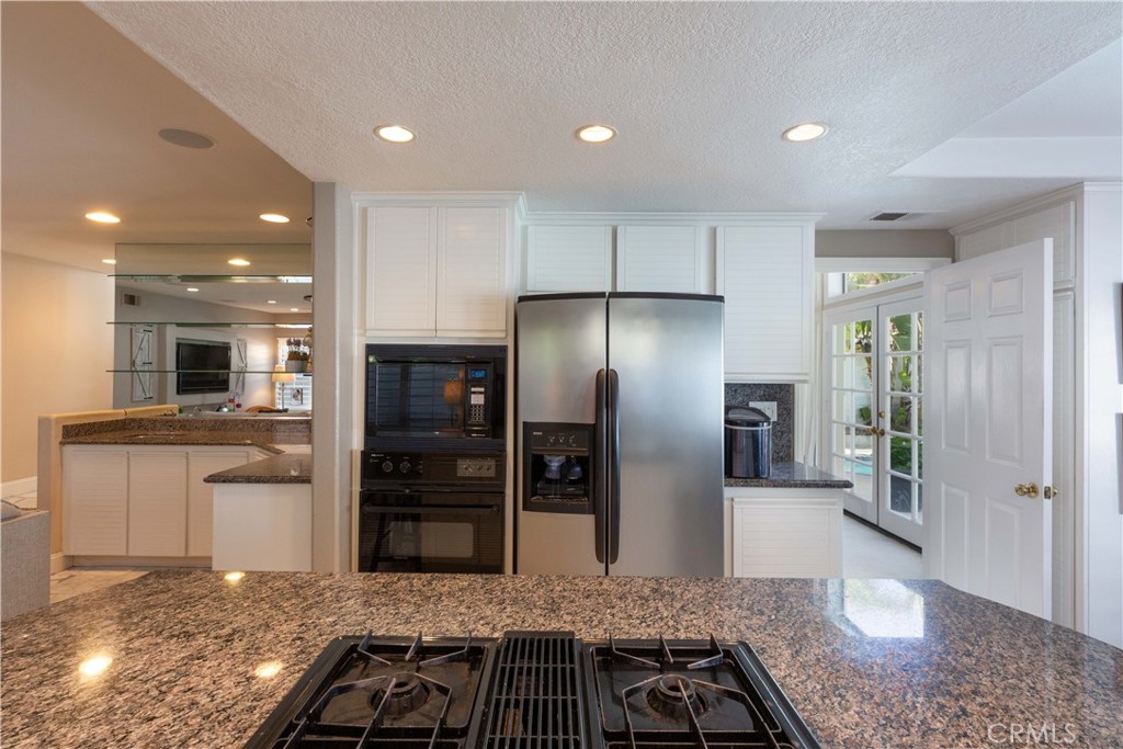 2101 Calavera Circle