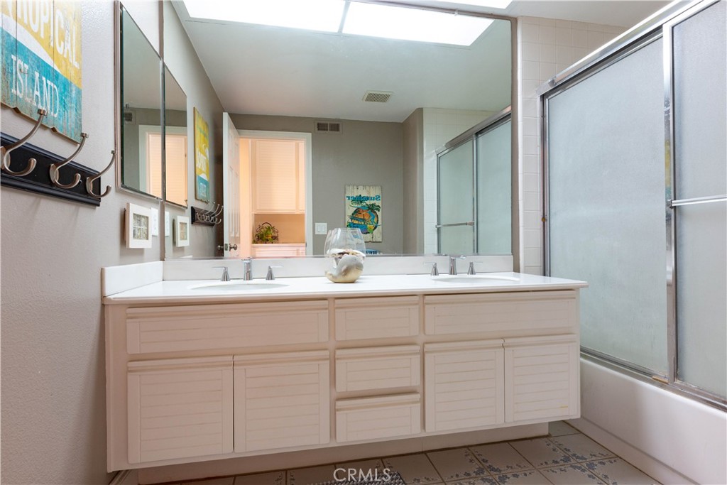 2101 Calavera Circle